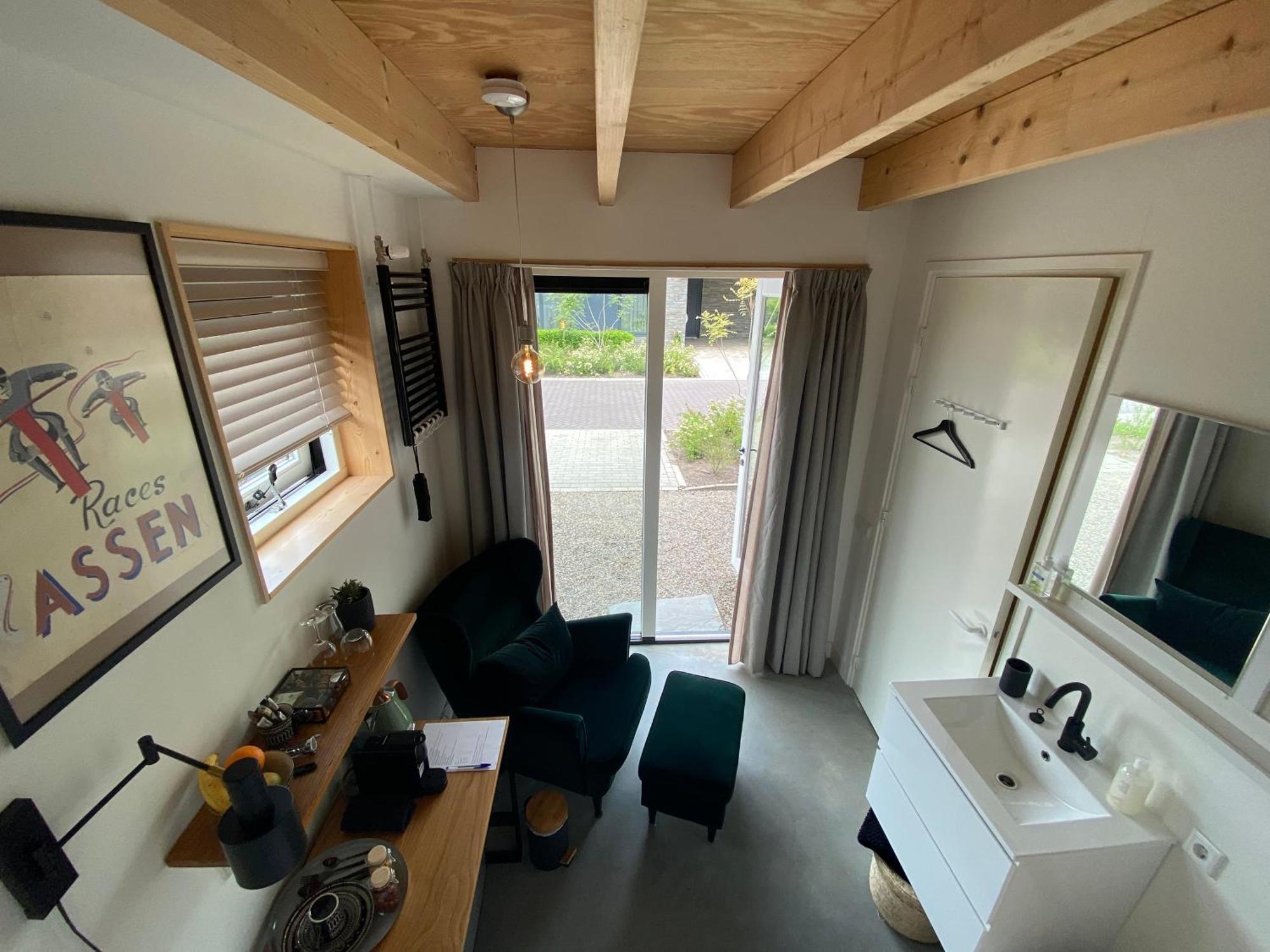 B&B Hoogeveen Centraal 外观 照片